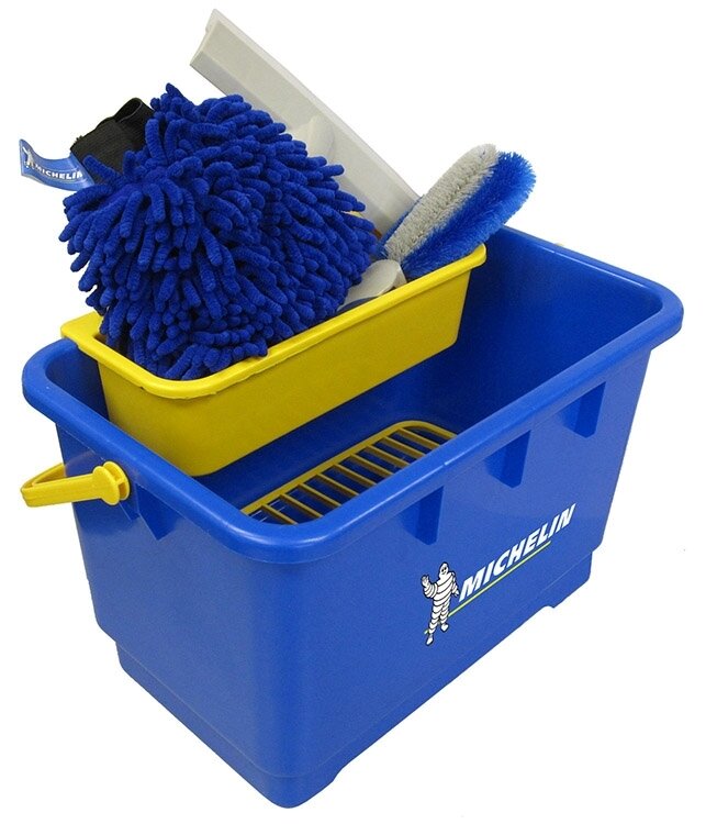 MICHELIN® 4 pc Car Wash Bucket Combo Package